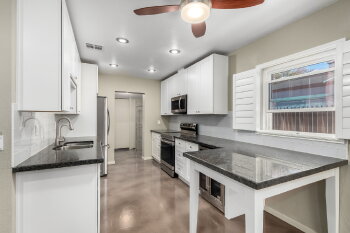 334 E Whitton Ave , Phoenix,  85012-2316