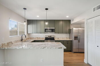 8128 North 32nd Avenue , Phoenix,  85051