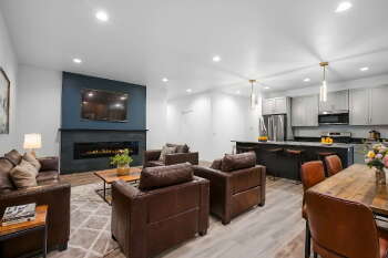 1406 River View Ave , Stevens Point,  54481