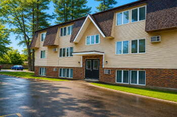 3639 N 6th St Apt 11, Wausau,  54403