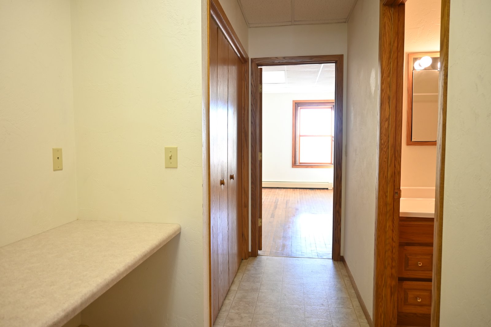 157 North Main Street Apt. 2 Iola, WI 54945 Candlewood Property