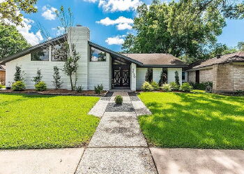 3610 Lonniewood Drive , Houston,  77059