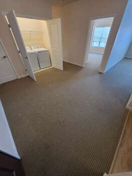 1415 Center Point Rd NE Unit 203, Cedar Rapids,  52402