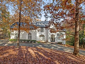 5516 Hardison Rd , Charlotte,  28226