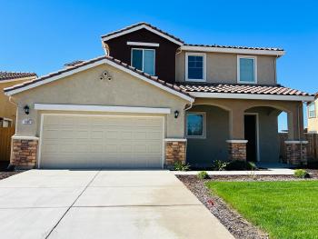 1956 Gus Villalta Dr , Los Banos,  93635