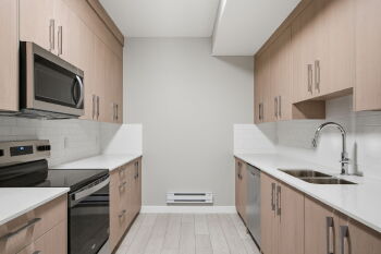 9973 Huxbury Drive Northeast B, Calgary,  T1X 0L4