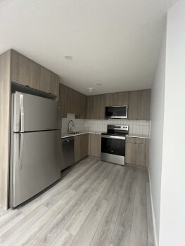 815B Creekside Blvd SW , Calgary,  T2X 5G9