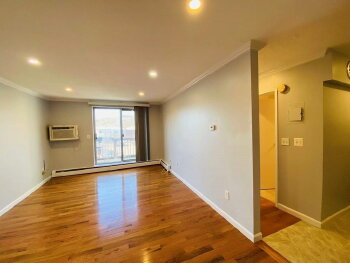 144 Kenrick Street Unit 34, Boston,  02135