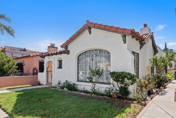76 Roycroft Avenue , Long Beach,  90803