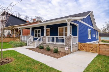 1833 10th Avenue North , Nashville,  37208
