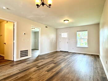 315 South Dudley Street Apt 1, Burgaw,  28425