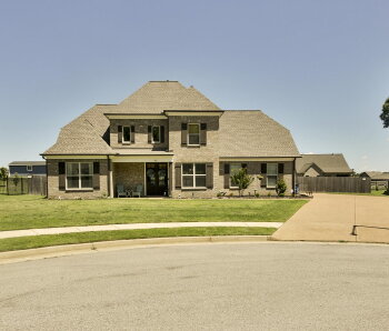 402 South Chinkapin Drive , Atoka,  38004