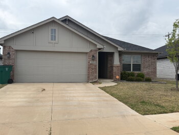 15913 Boulderdown Dr , Oklahoma City,  73170