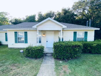 1000 Sable Dr B, Pensacola,  32514