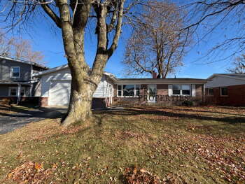 1616 Meadowbrook Dr , Kokomo,  46902