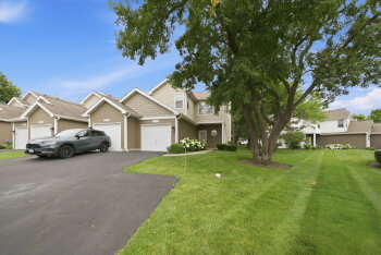 610 Woodhaven Drive , Mundelein,  60060