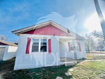 2302 East Elm Avenue , Enid,  73701