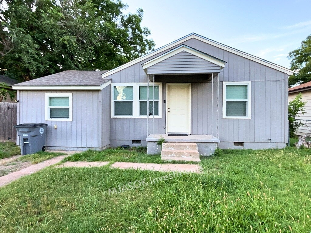 1713 NW Irwin Ave, Lawton