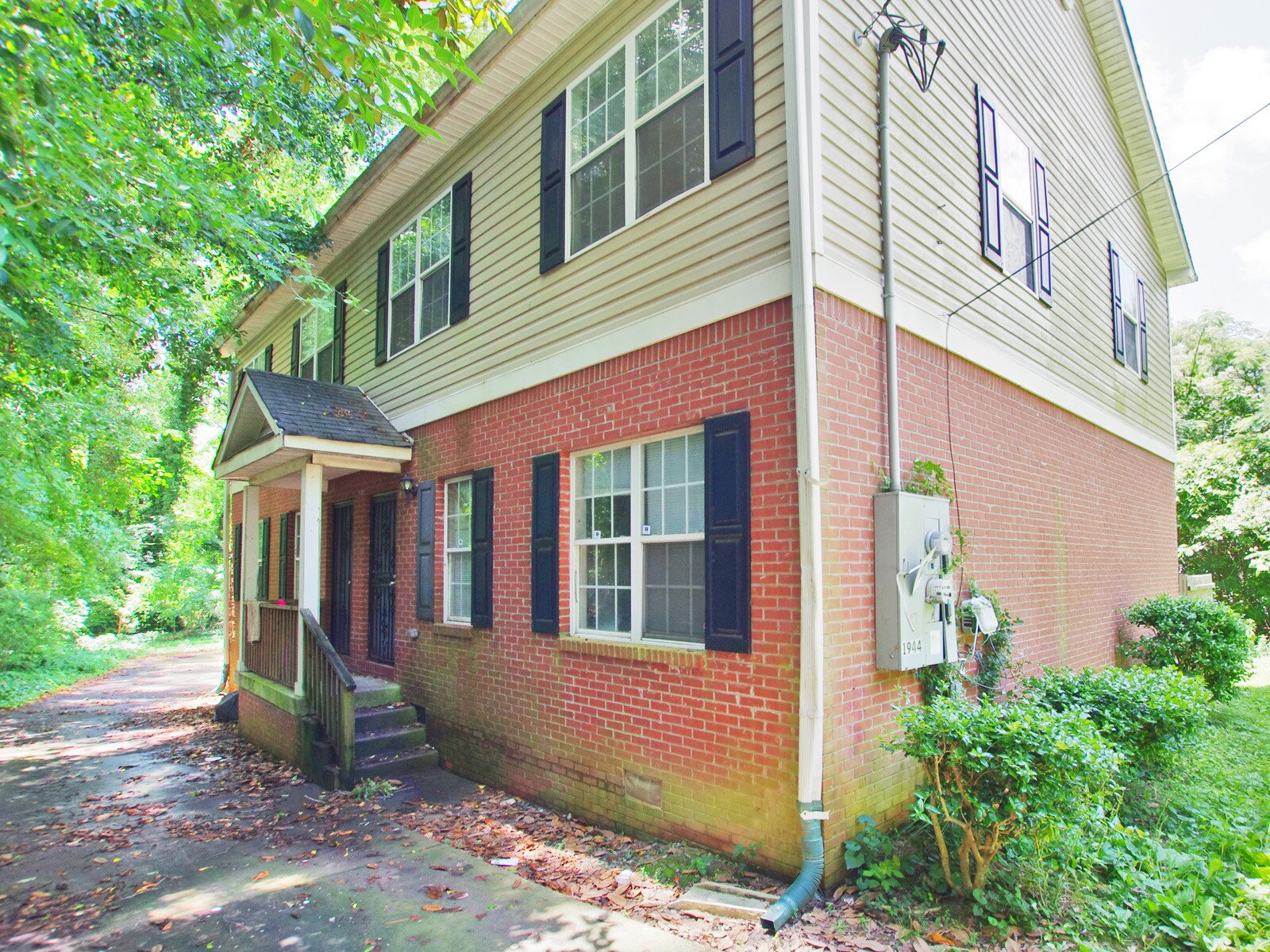 4 Bedroom Rental – 1944 North Ave NW - A, Atlanta, GA 30318