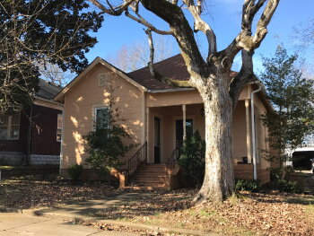 207 N Oak Street A, Springfield,  37172
