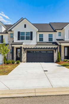 233 Glencrest Dr , Hendersonville,  37075