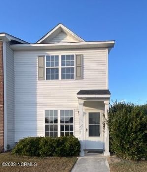111 Fairwood Court , Jacksonville,  28546