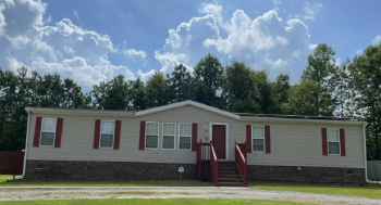 801 Maynard Blvd , Jacksonville,  28546