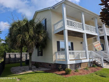 3 Sloop Street , Swansboro,  28584