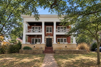 945 Woodruff Place Middle Drive #4, Indianapolis,  46201