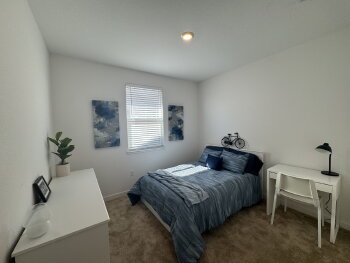 3902 Firestar Way Room 3, Sacramento,  95834