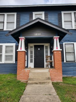 1822 North Olive Street Unit 3, San Antonio,  78208