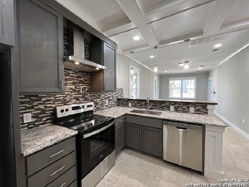 126 Paul Street , San Antonio,  78203