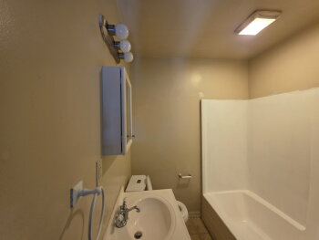 42 S Hoernerstown Rd Apt 1, Hummelstown,  17036
