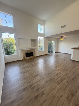 4665 Los Alamos Way Unit C, Oceanside,  92057