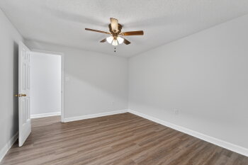 210a W 49th St , Savannah,  31405