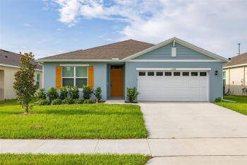 1078 Clay Blvd , Tavares,  32778
