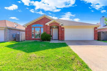 7321 Grass Valley Tr , Fort Worth,  76123