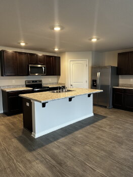 537 Albert Meadow Ln , Callaway,  32404