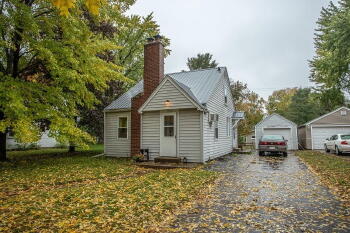 1609 8th St E , Menomonie,  54751