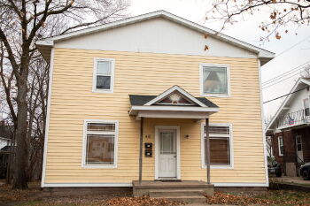 410 1/2 5th Ave , Eau Claire,  54703