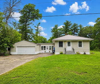 4940 Hobbs Rd , Fall Creek,  54742