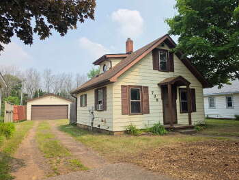 739 Churchill St , Eau Claire,  54703