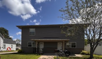 221 10th Ave Apt 4 , Eau Claire,  54703