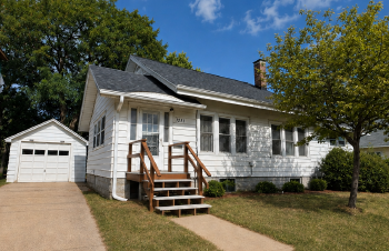 1211 1st Ave , Eau Claire,  54703