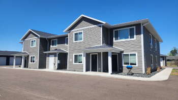2566 118th St Apt 101 , Chippewa Falls,  54729