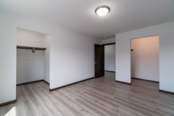 2566 118th St Apt 104 , Chippewa Falls,  54729
