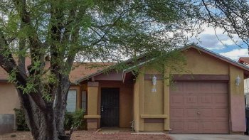 8757 E Almond St , Tucson,  85730