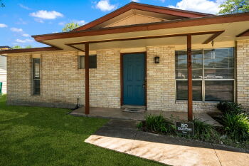 517 Oak Drive , Converse,  78109