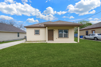 161 S Krueger Ave , New Braunfels,  78130