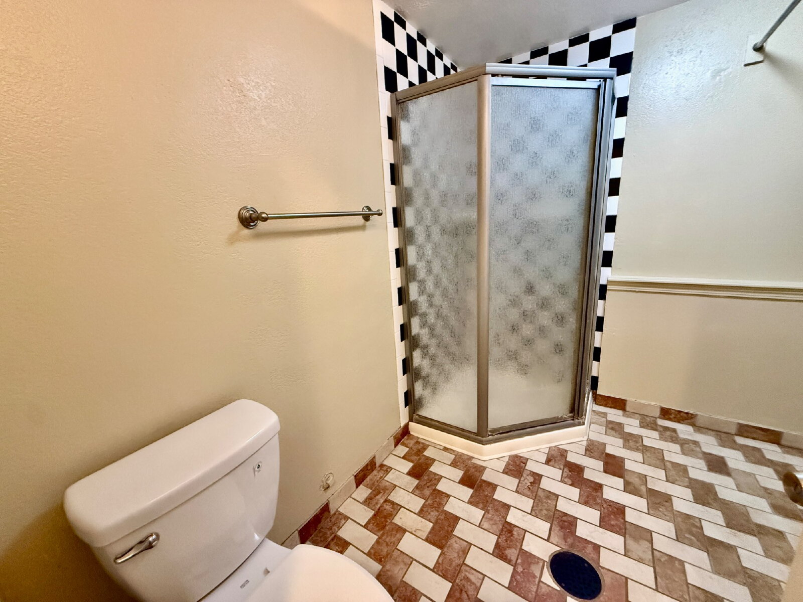 Gallery Image 14